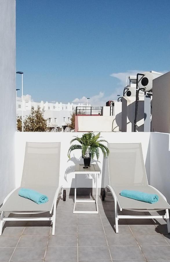 Modern Townhouse In Torrevieja, Costa Blanca Lägenhet Exteriör bild